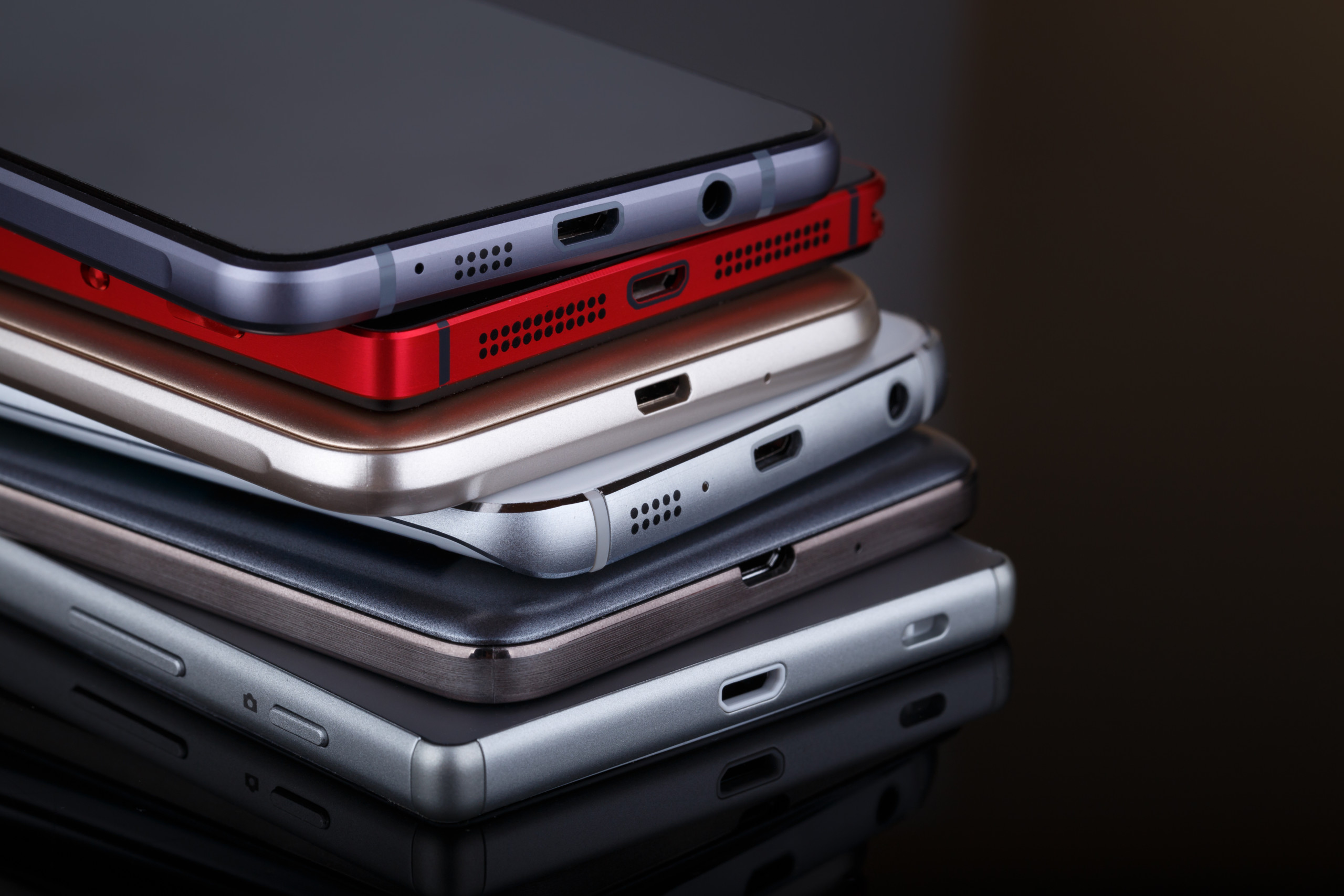 Mobile phone wireless communication technology and mobility busi